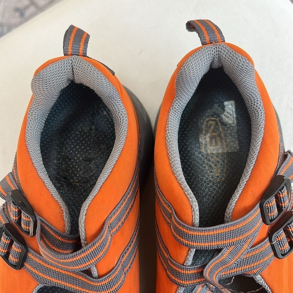 Keen Malibu Mary Jane Waterproof Orange Stretch Strap Trail Shoes - Picture 6 of 7